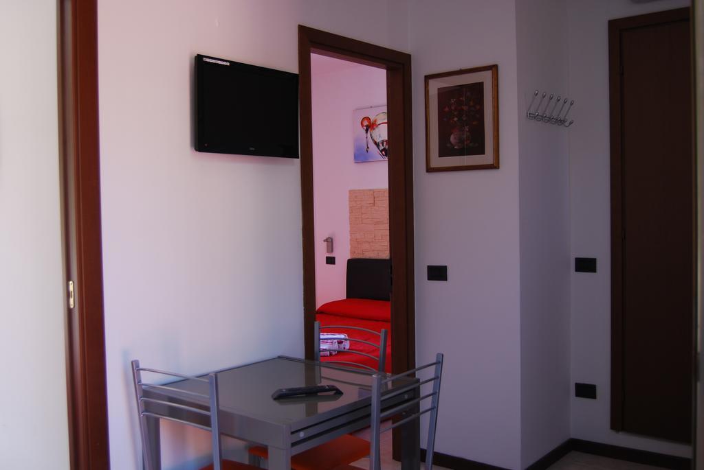 Appartamenti Corneliani II Sirmione Exterior photo